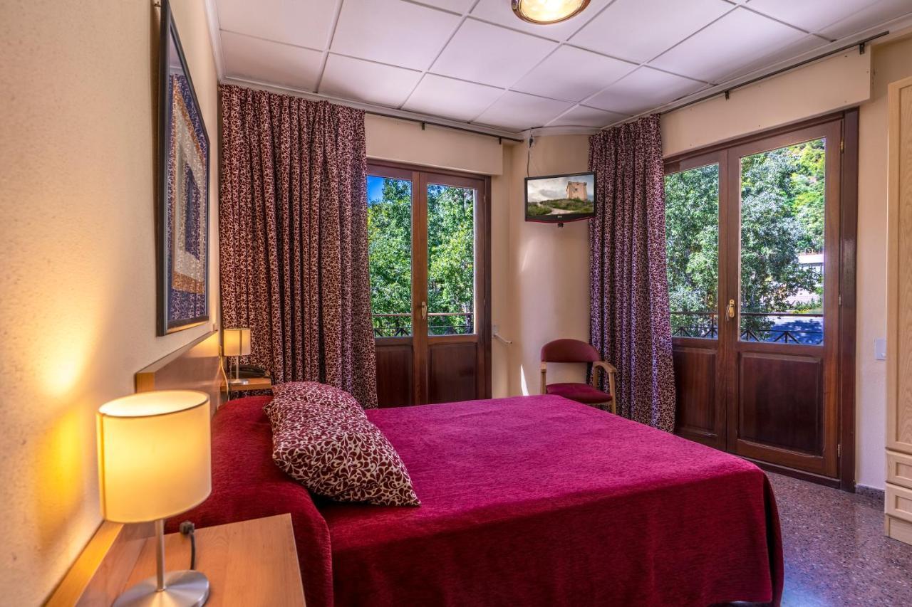 קוסנטיינה Hotel Anna מראה חיצוני תמונה